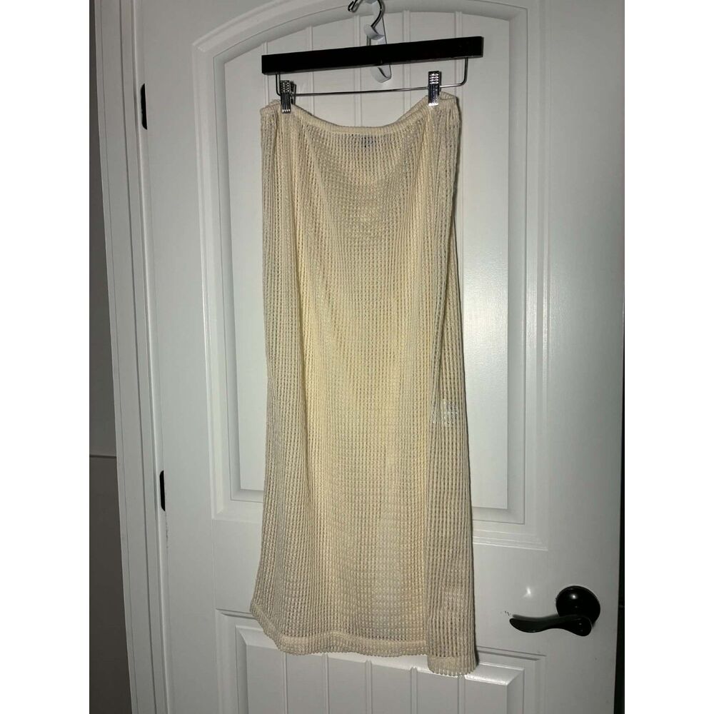 Forever 21 NWT Size XL Midi Skirt Cream